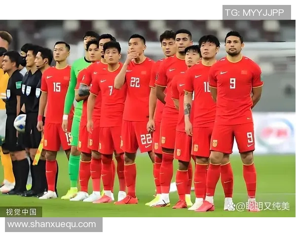 没有后腰的足球明星如何在比赛中展现个人魅力与团队精神的完美结合 没有后腰的足球明星如何在比赛中展现个人魅力与团队精神的完美结合