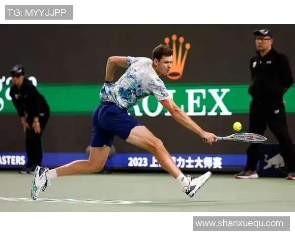 北京网球队在大师赛中的灵活性展现与战术调整分析 北京网球队在大师赛中的灵活性展现与战术调整分析